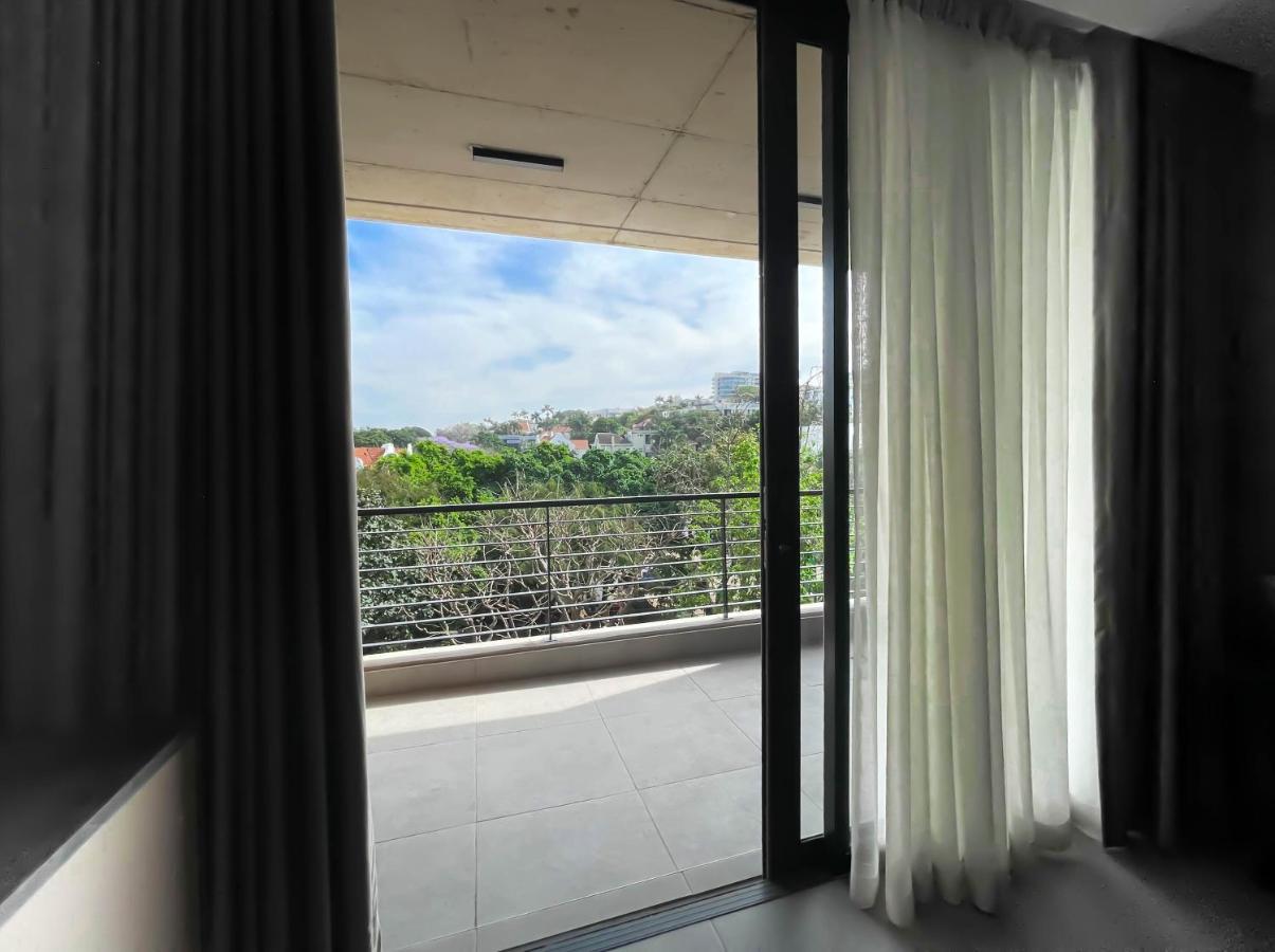Glorystar 2Six2 Florida Road Apartment Дърбан Екстериор снимка